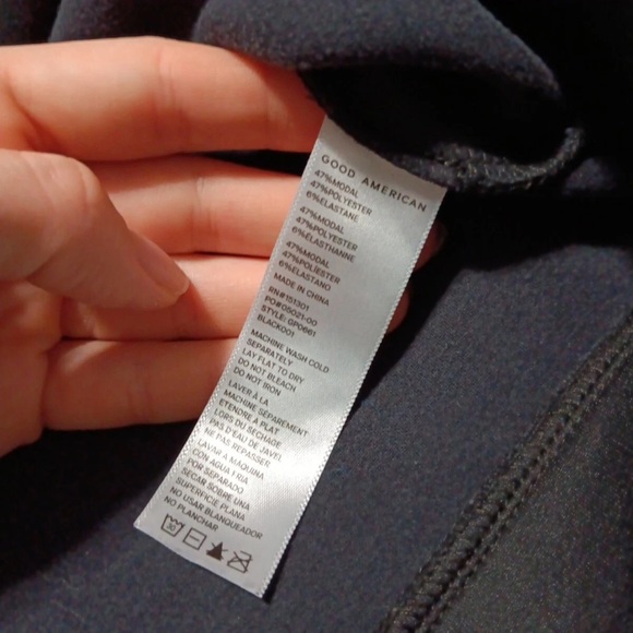 Good American black Cropped - soft and sporty scuba Hoodie- size small - Picture 6 of 7